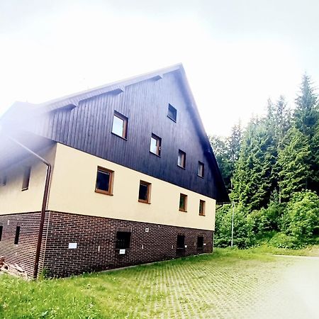 Apartmany Za Sneznikem โดลนี โมราวา ภายนอก รูปภาพ