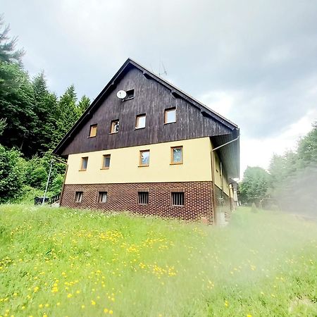 Apartmany Za Sneznikem โดลนี โมราวา ภายนอก รูปภาพ